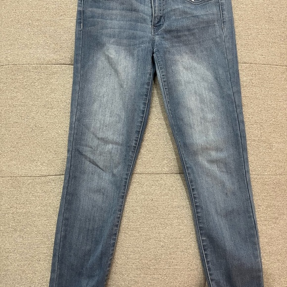 Guess jeans - Picture 2 of 5